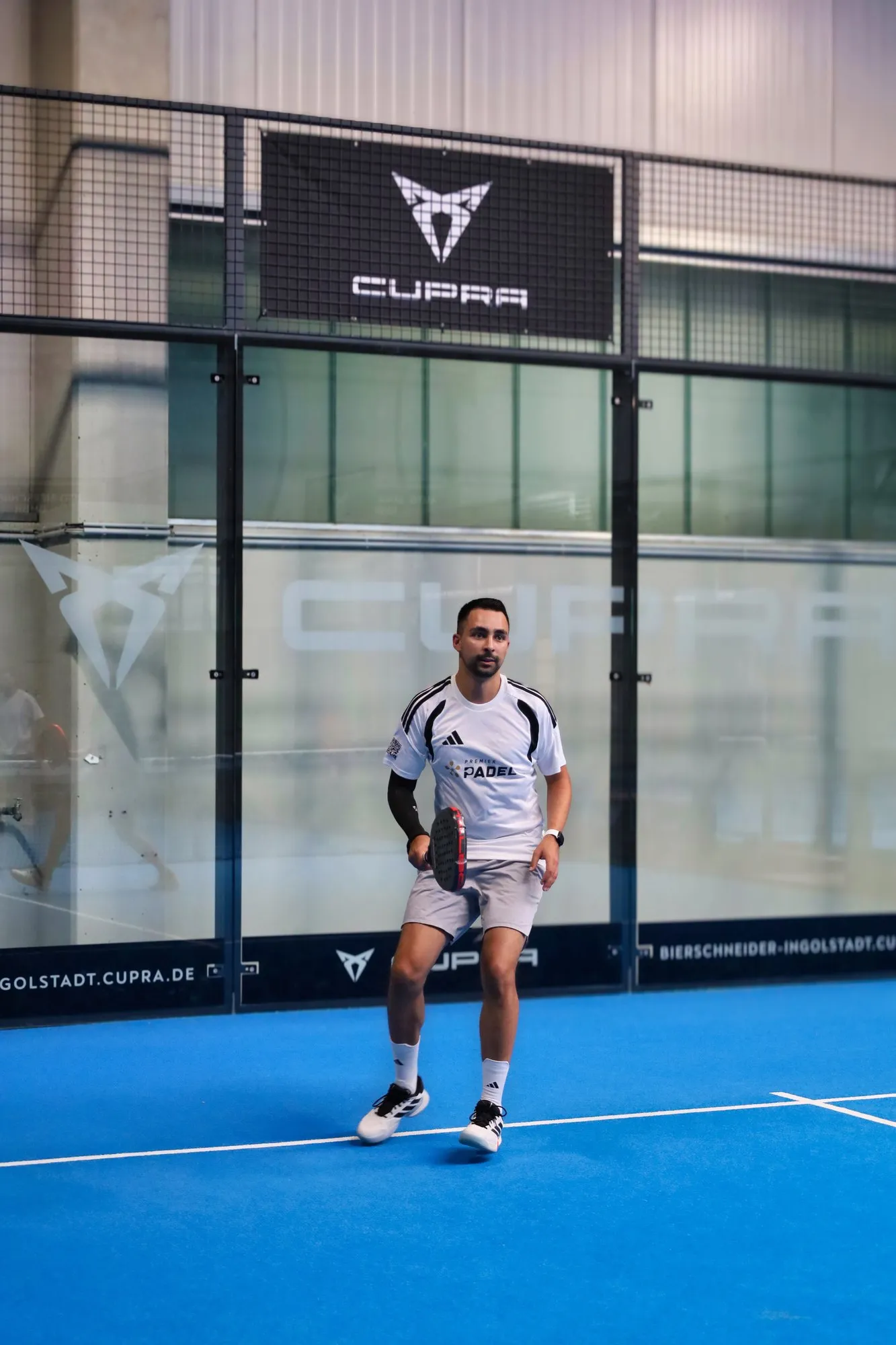 Jonah Jeschkeit auf dem Padel-Court